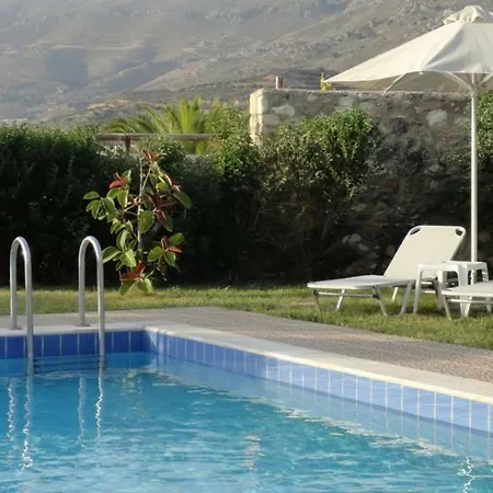With A Pool In Lefkogia * Lefkogeia