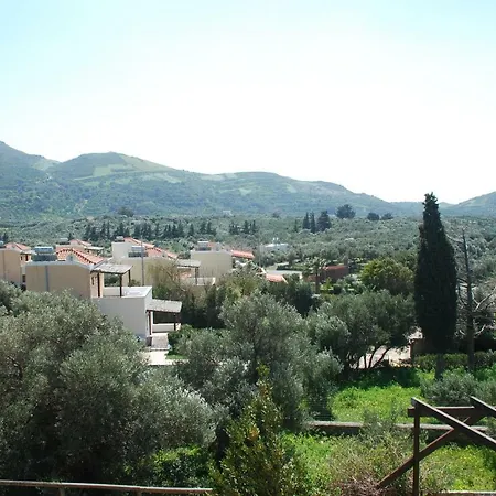 With A Pool In Lefkogia * Lefkogeia